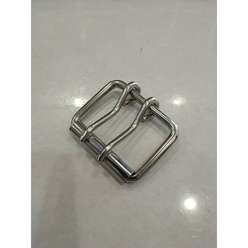 Пряжка дротяна Пілот на дві мови 3.5 мм*40 мм*25 мм Пряжка дротяна Пілот на дві мови 3.5 мм*40 мм*25 мм