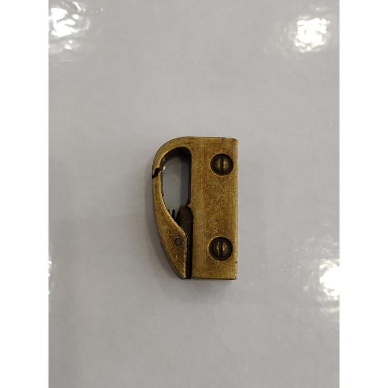 Карабін бічний антик 34х21х8 мм. Карабін бічний антик 34х21х8 мм.