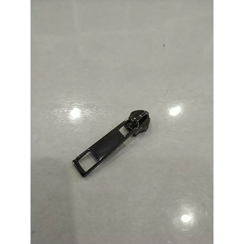 Бігунок сумковий без фіксатора на спіральну блискавку No5 чорний нікель